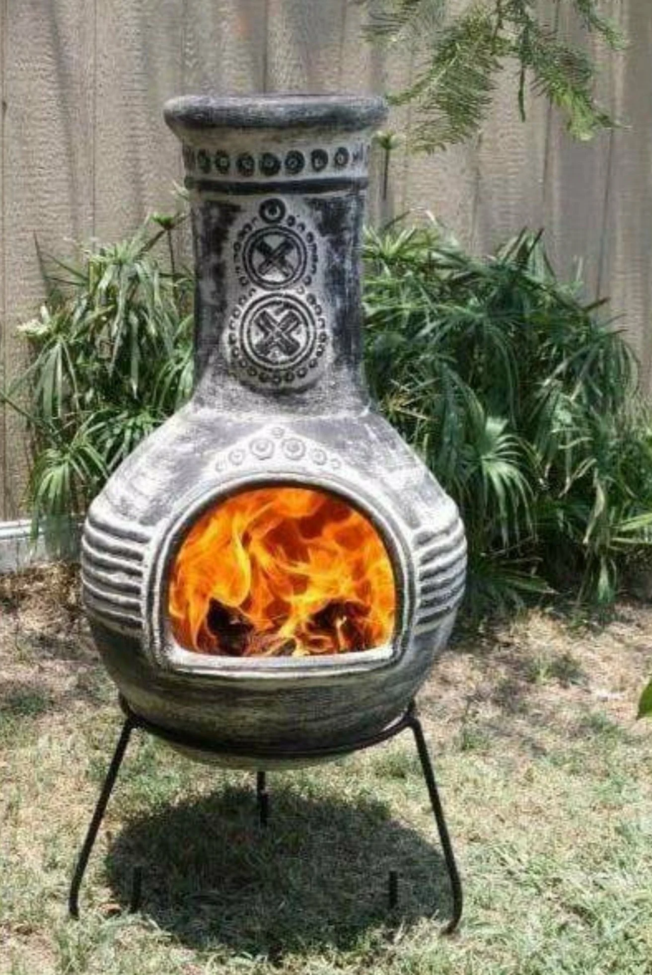 Gardeco Azteca XL Mexican Chimenea Rustic Charcoal Grey - Image 3