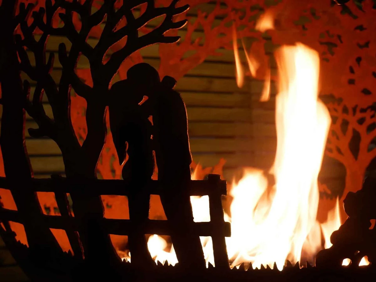 Brightstar Fires English Country Sphere Gas Fire Pit - Image 4