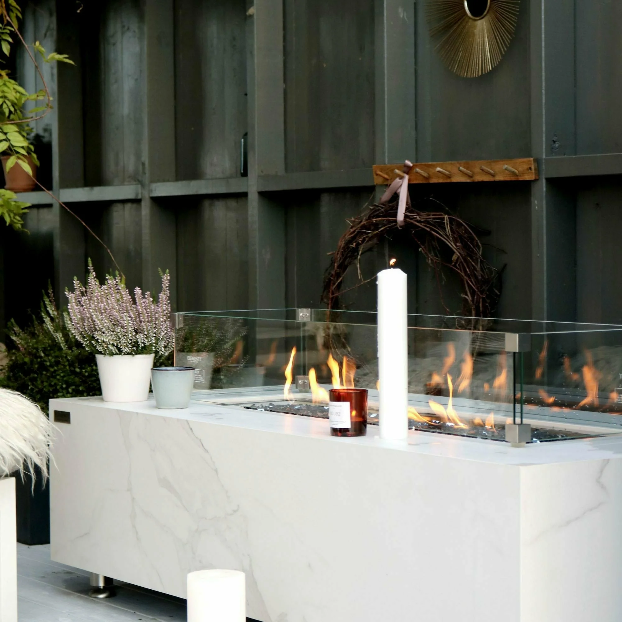 Elementi Fire Carrara Marble Porcelain Fire Table - Image 9