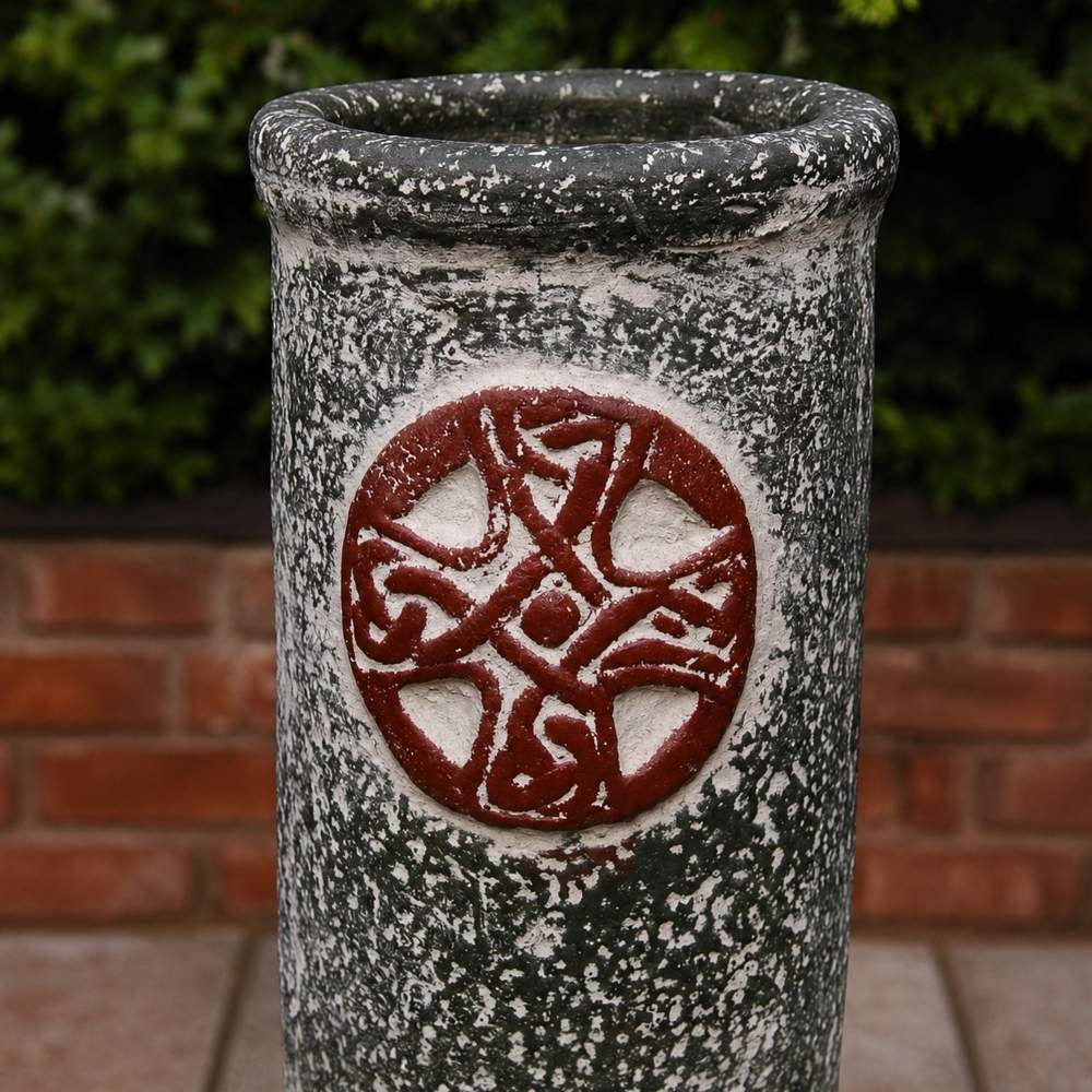 Gardeco Cruz Large Mexican Clay Chimenea in Green with Stand - Image 6