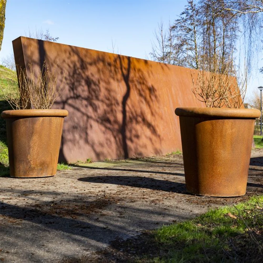 Dipott Tube Corten Steel Planters - Image 3