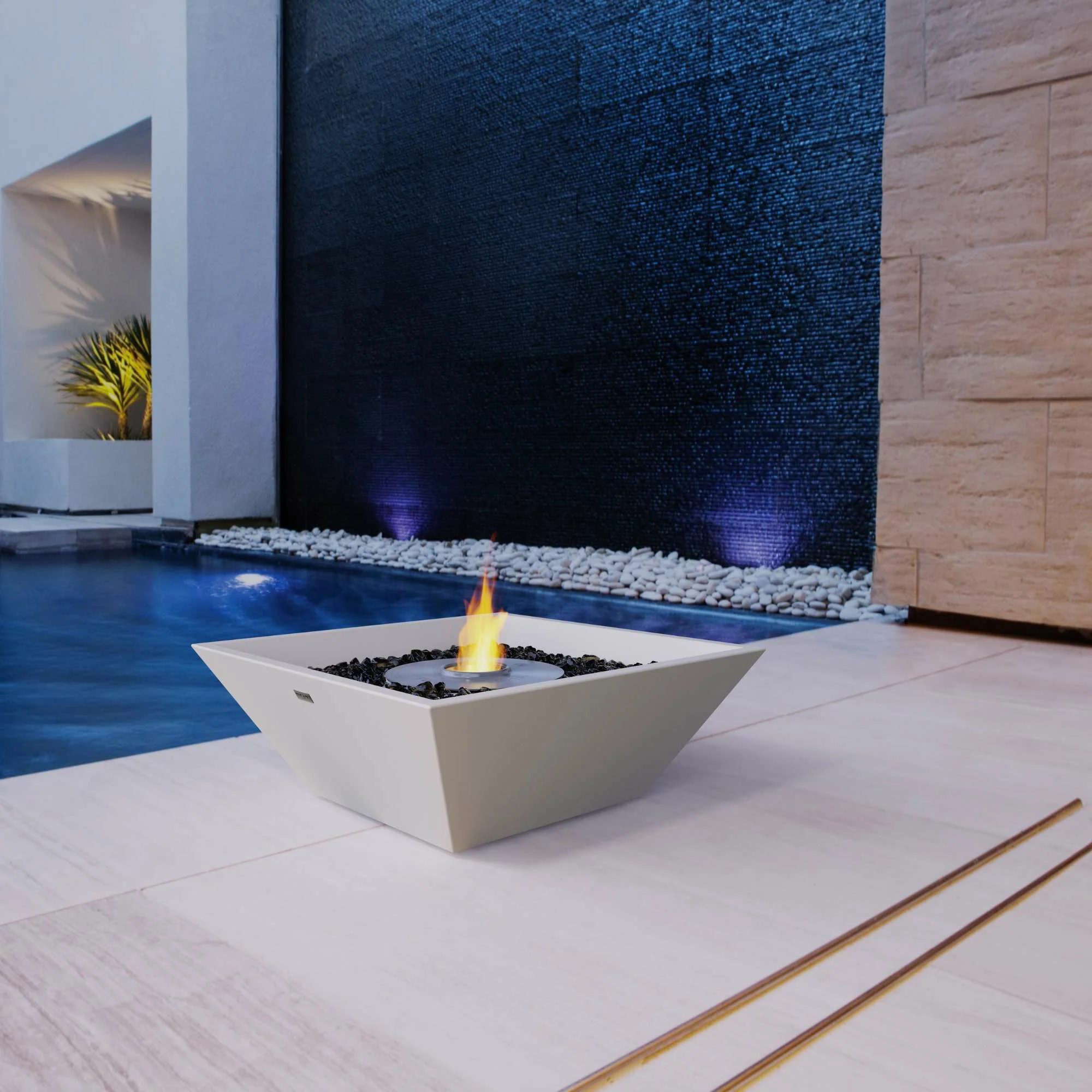 EcoSmart Fire Nova 600 Bioethanol Fire Pit - Image 4