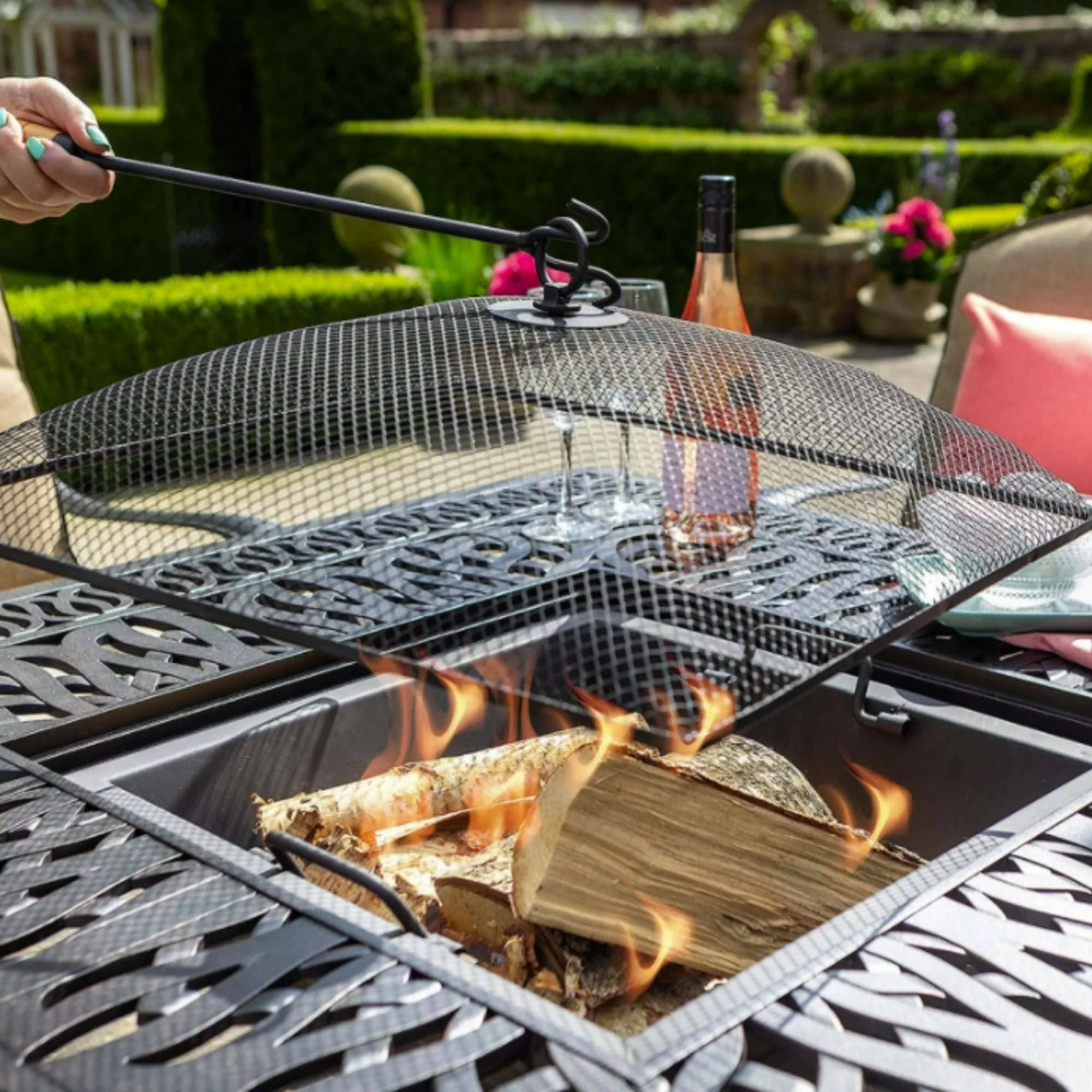 Hartman Amalfi Square Fire Pit Table 4 Seat Lounge Set - Image 7
