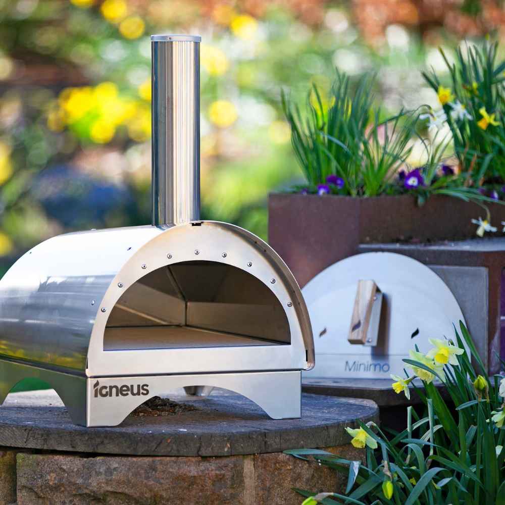Igneus Minimo Outdoor Wood Burning Pizza Oven - Image 3
