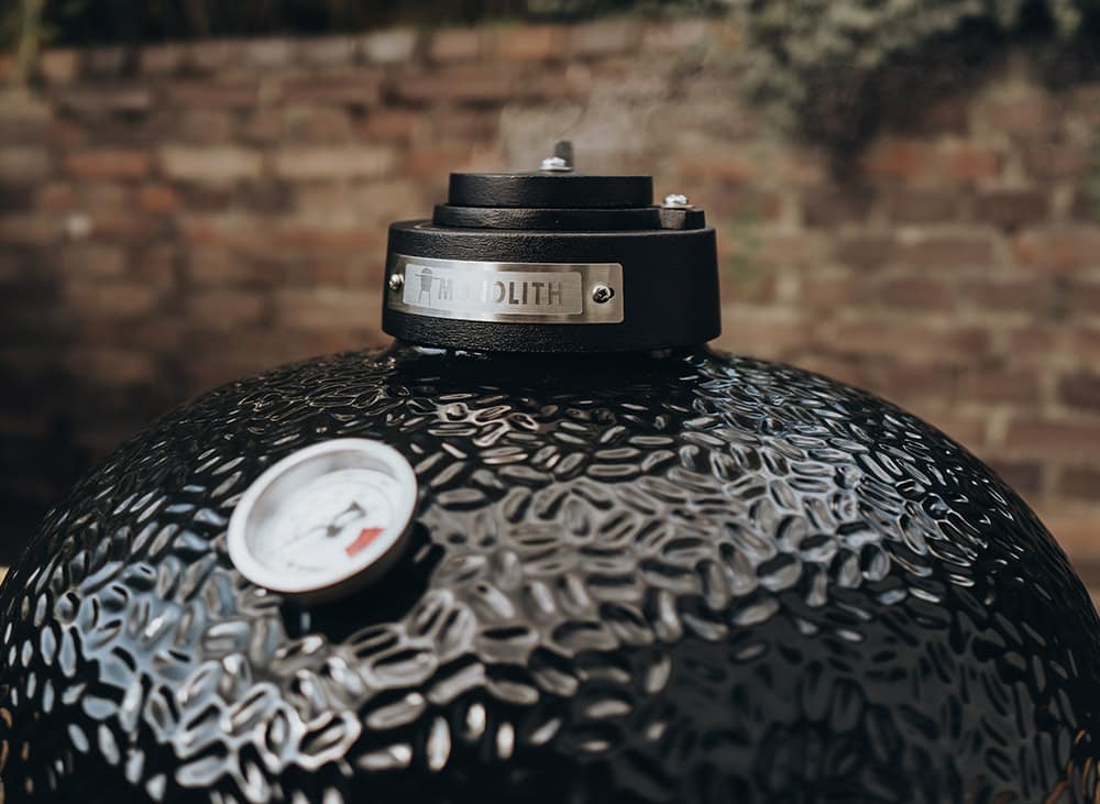 Monolith Basic Ceramic BBQ Smoker and Grill - Image 4