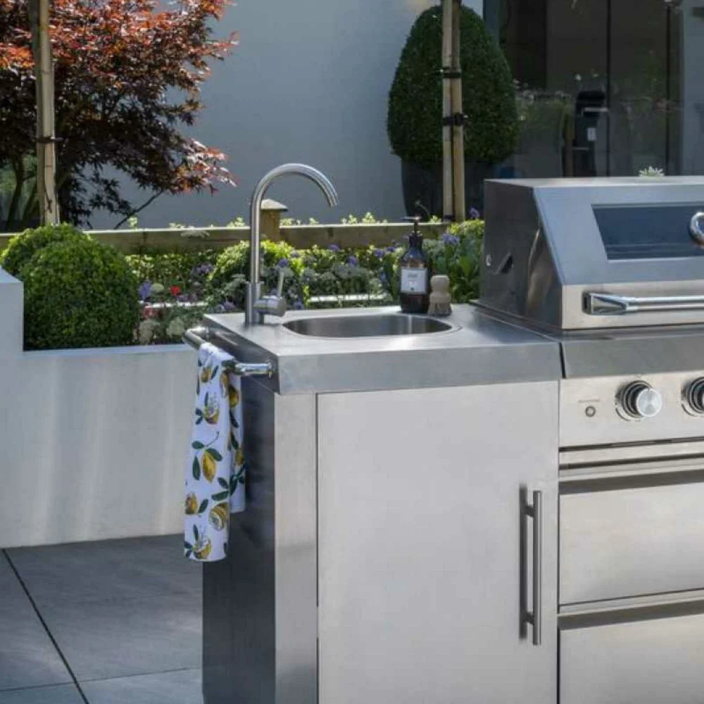 Norfolk Grills Absolute Pro 4 Outdoor Kitchen with Fridge and Sink - Image 4