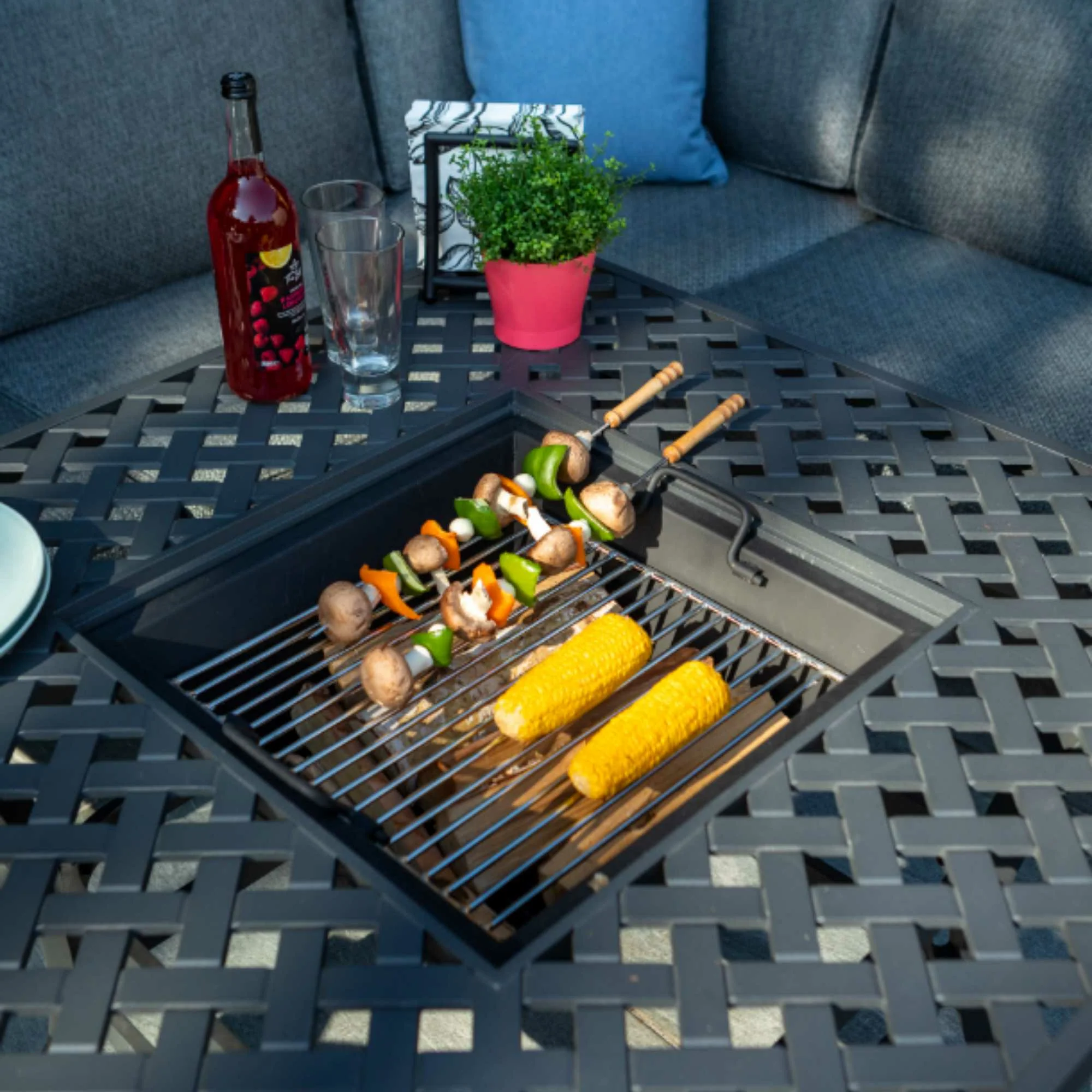 Hartman Rosario Square Casual Dining Fire Pit Set - Image 3