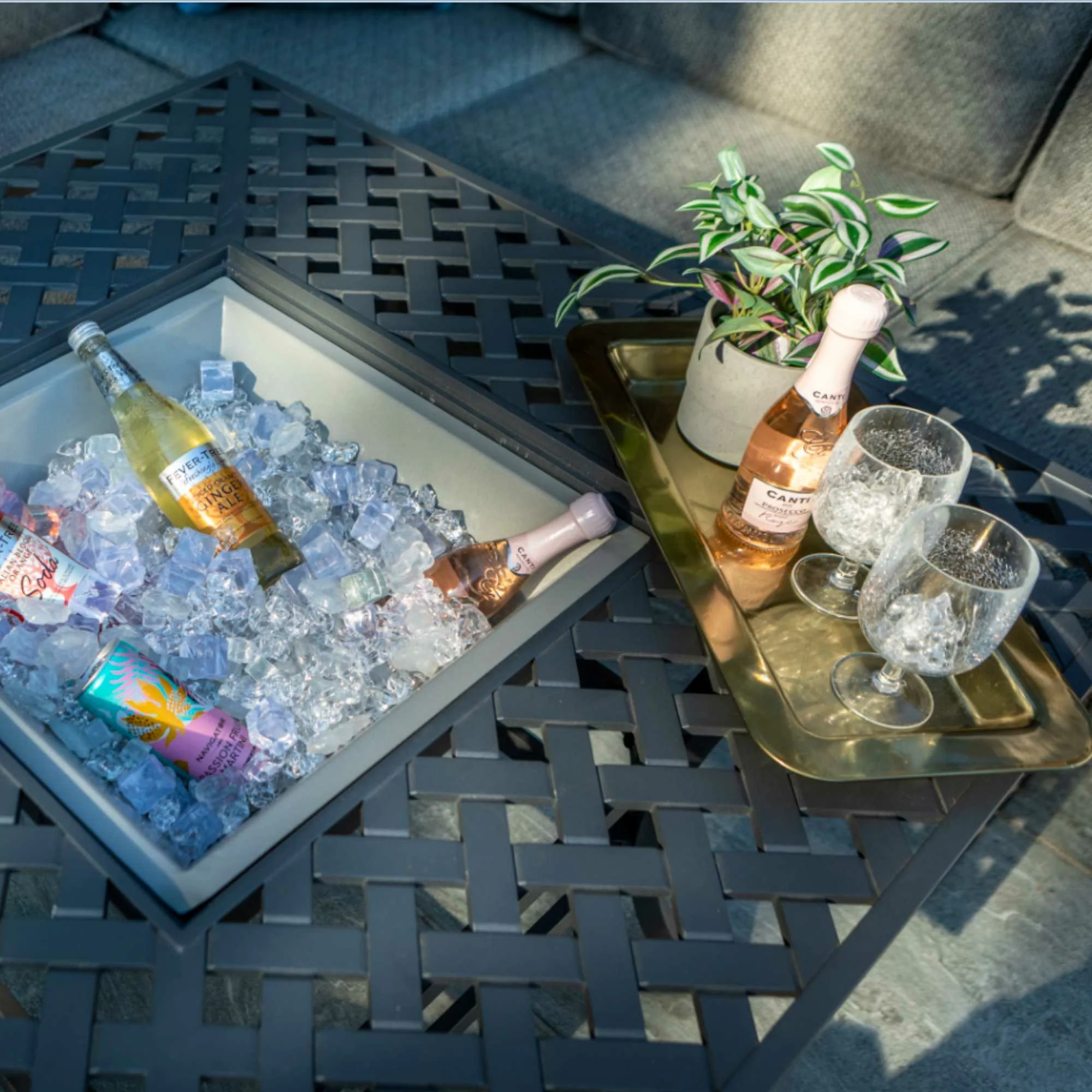 Hartman Rosario Square Casual Dining Fire Pit Set - Image 4