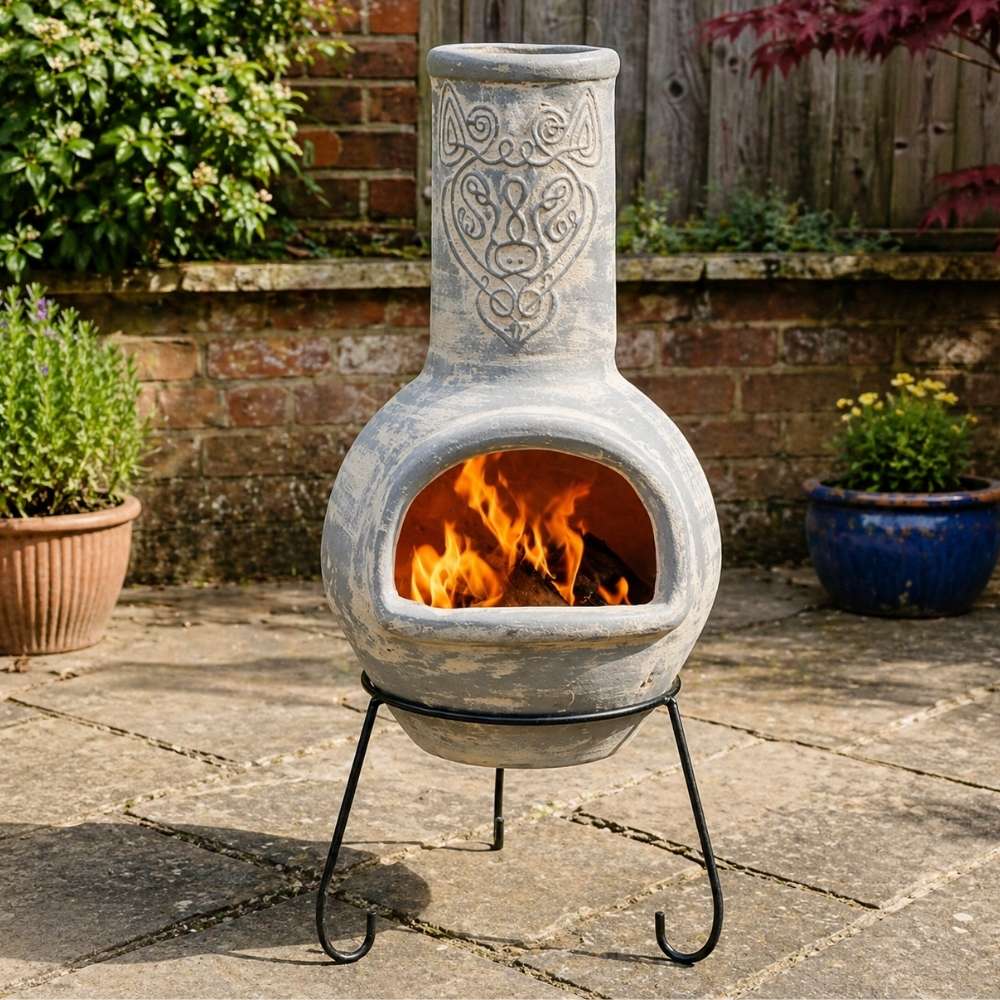 Gardeco Wulfryc Mexican Clay Chimenea - Image 4